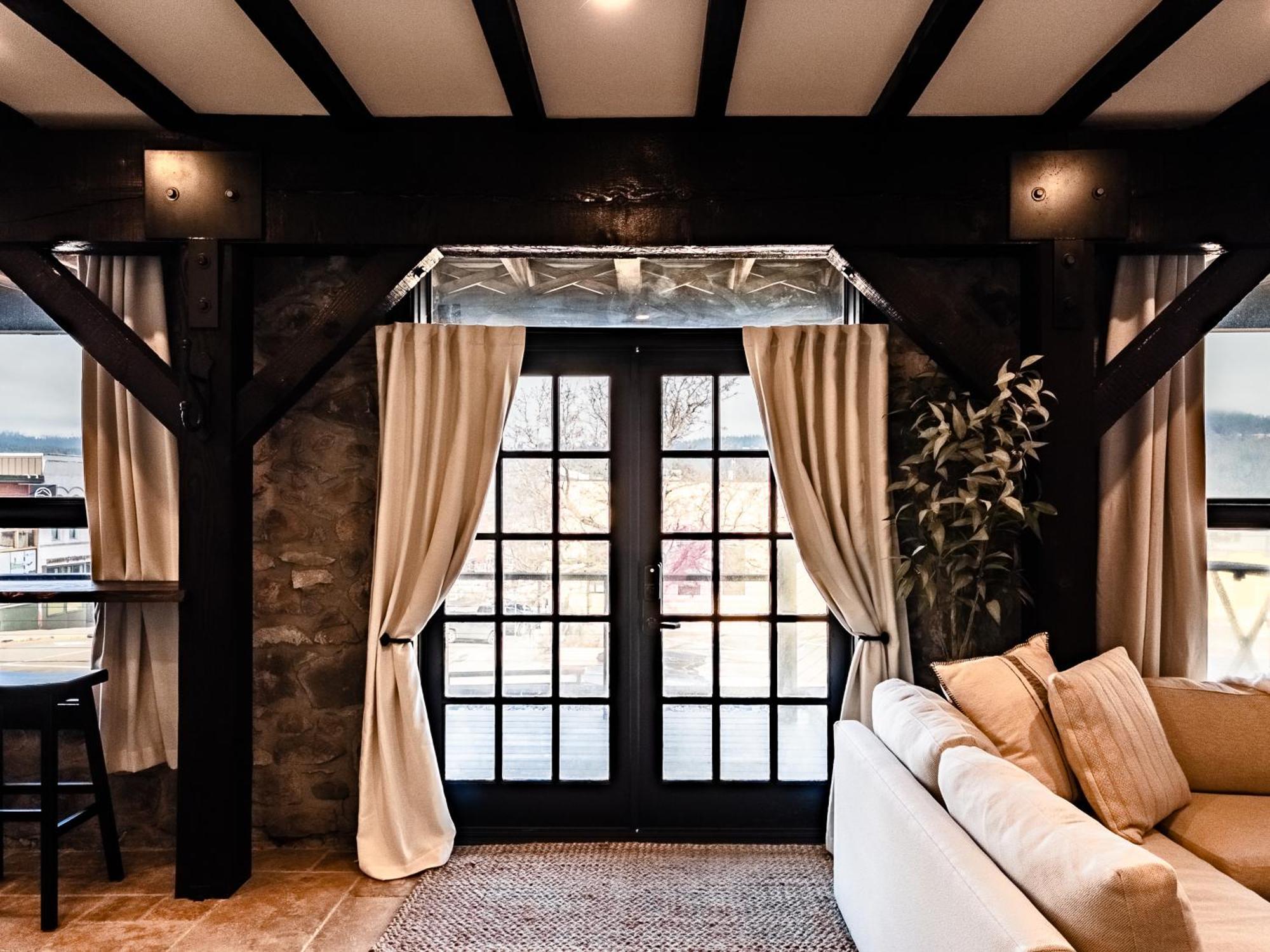 Horsefeathers Hotel 胡德里弗 外观 照片
